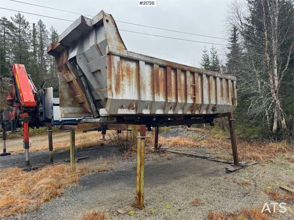 Volvo FL12 with 22 t/m Palfinger Crane, Timber Platform,