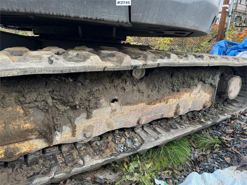 Volvo ECR58D Tracked Excavator with Tilt and Bucket