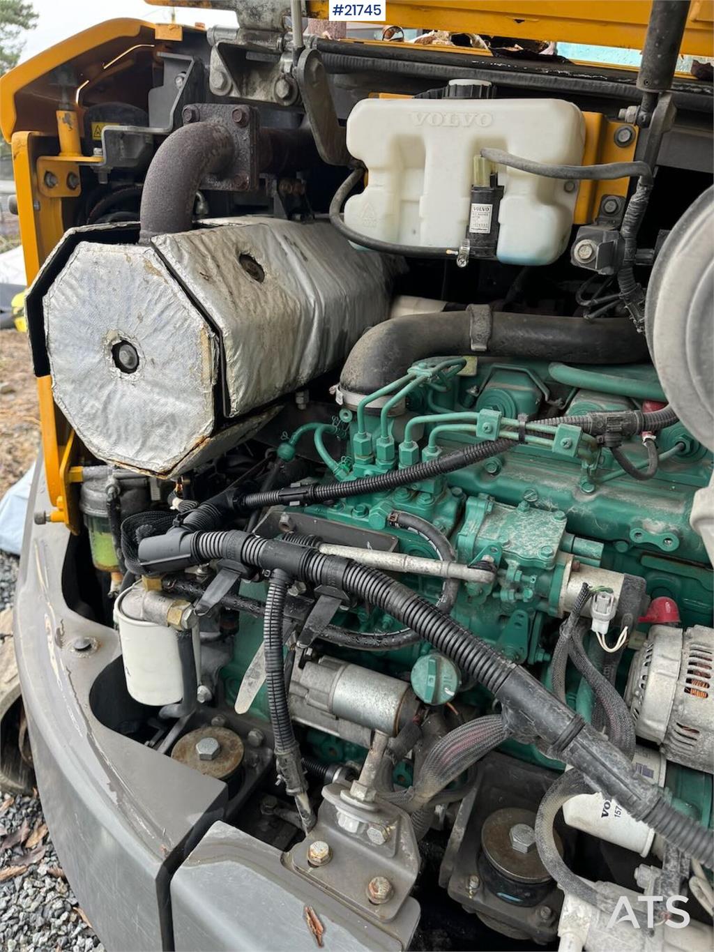 Volvo ECR58D Tracked Excavator with Tilt and Bucket