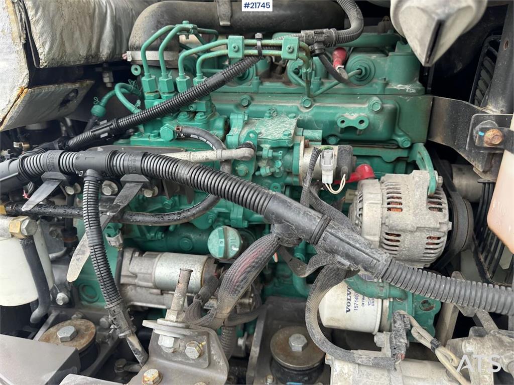 Volvo ECR58D Tracked Excavator with Tilt and Bucket