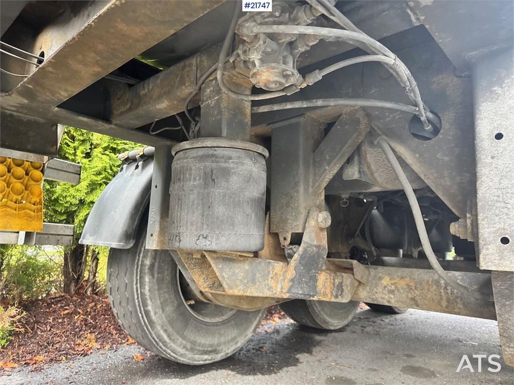 Scania R660 6x4 Asphalt Truck with Carnehl Asphalt Traile