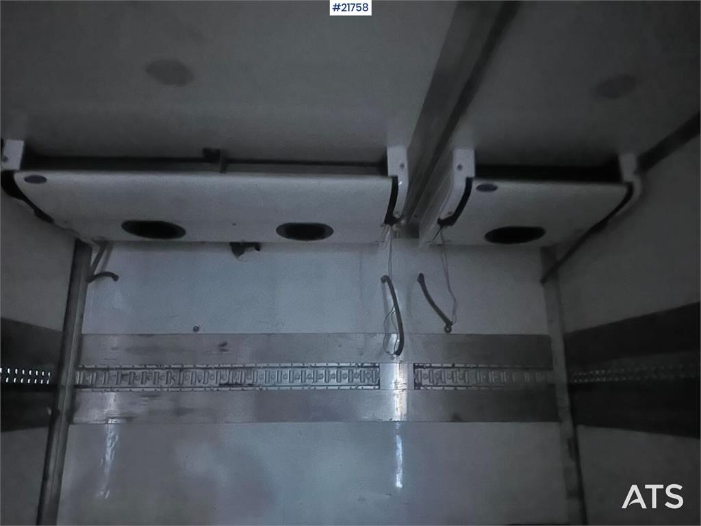 Volvo FM450 box truck 6x2 w/ full side opening, 2 zone u