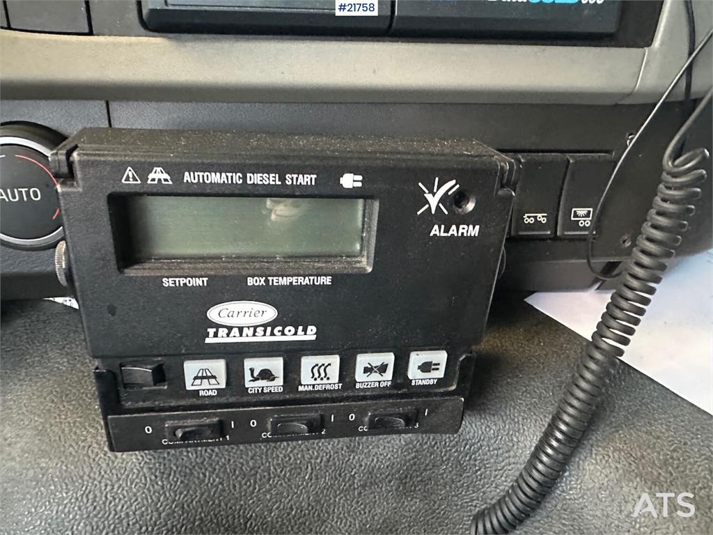 Volvo FM450 box truck 6x2 w/ full side opening, 2 zone u