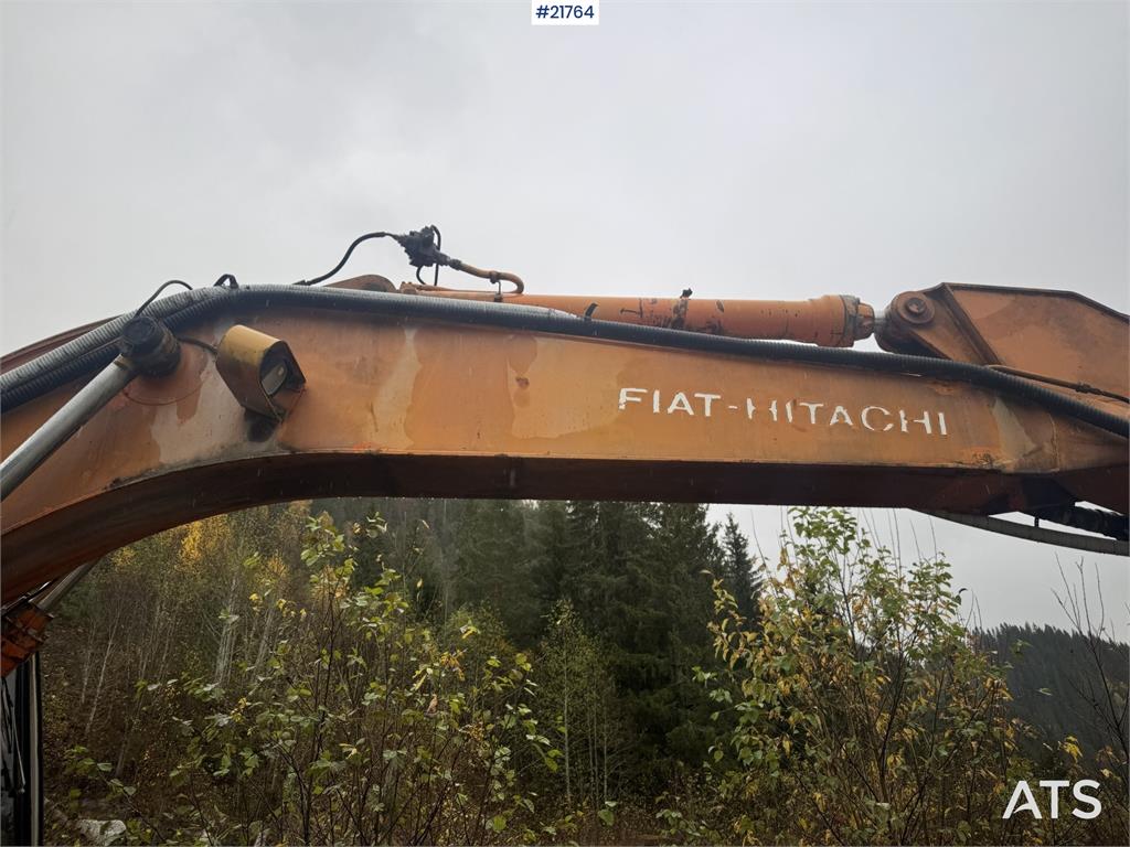 Hitachi FH 220 LC