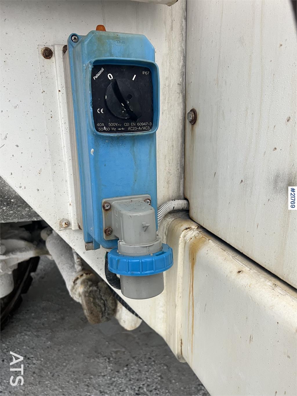 Perlini DP705 Dump Truck