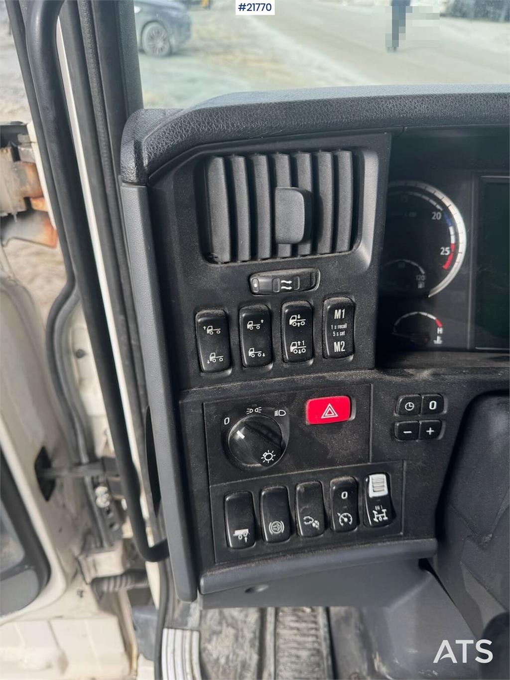 Scania G480 6x2 Tractor Unit with Tipping Hydraulics