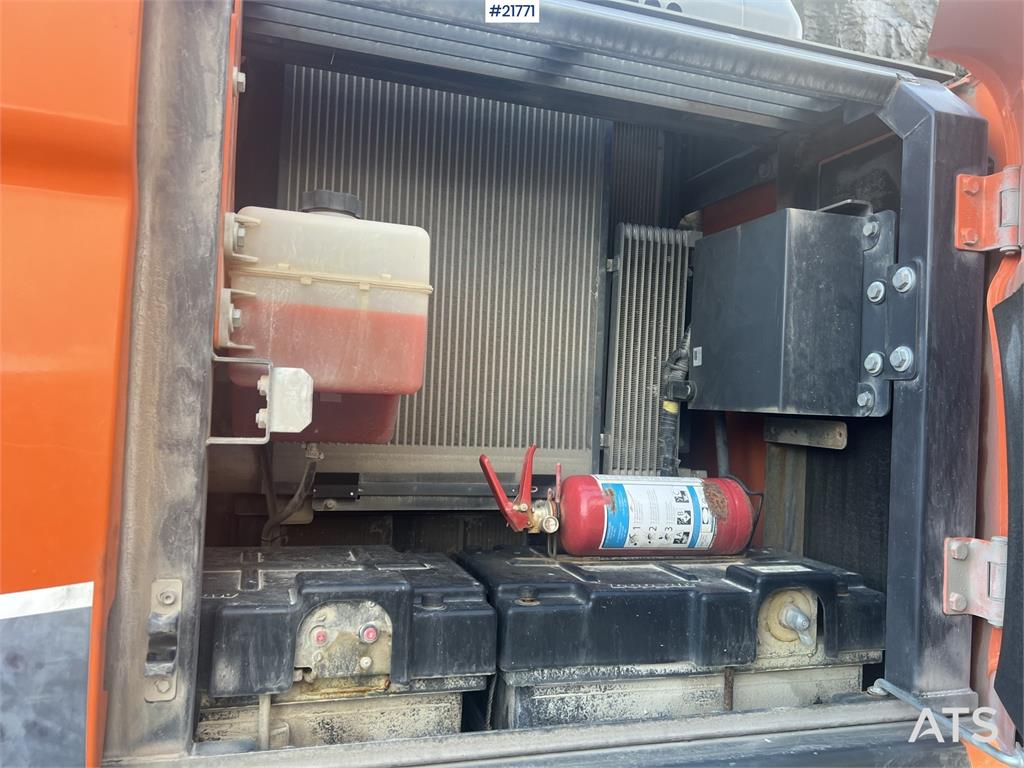 Doosan Dx300lc-5 Gravemaskin m/ rototilt og pusseskuffe