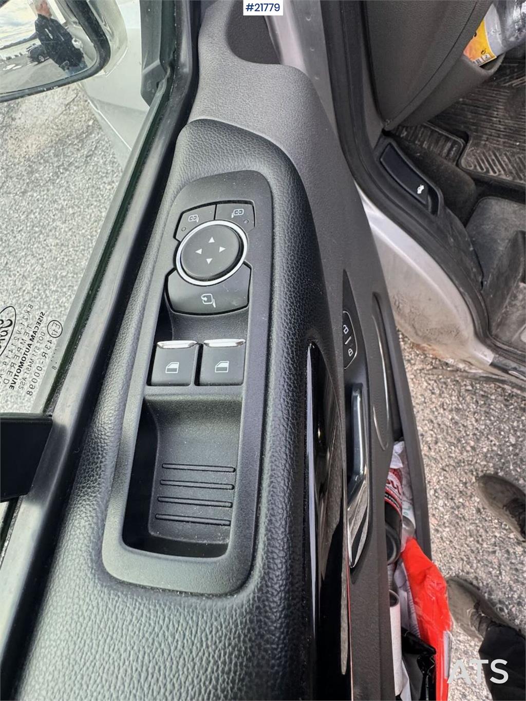 Ford Tourneo 8-seater