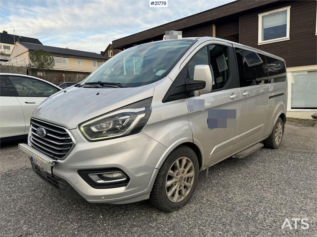 Ford Tourneo 8-seater
