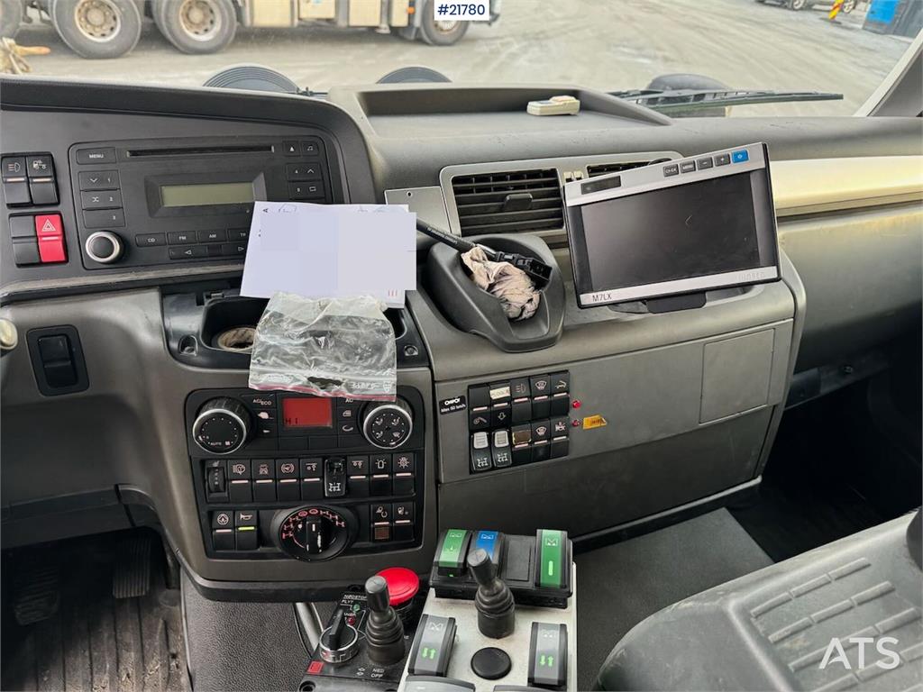 MAN TGS 28.480 6x4 – Hook lift truck with snow plow se