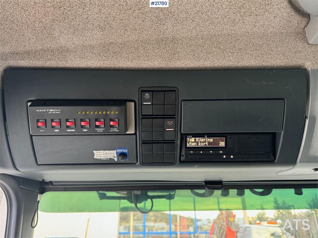 MAN TGS 28.480 6x4 – Hook lift truck with snow plow se