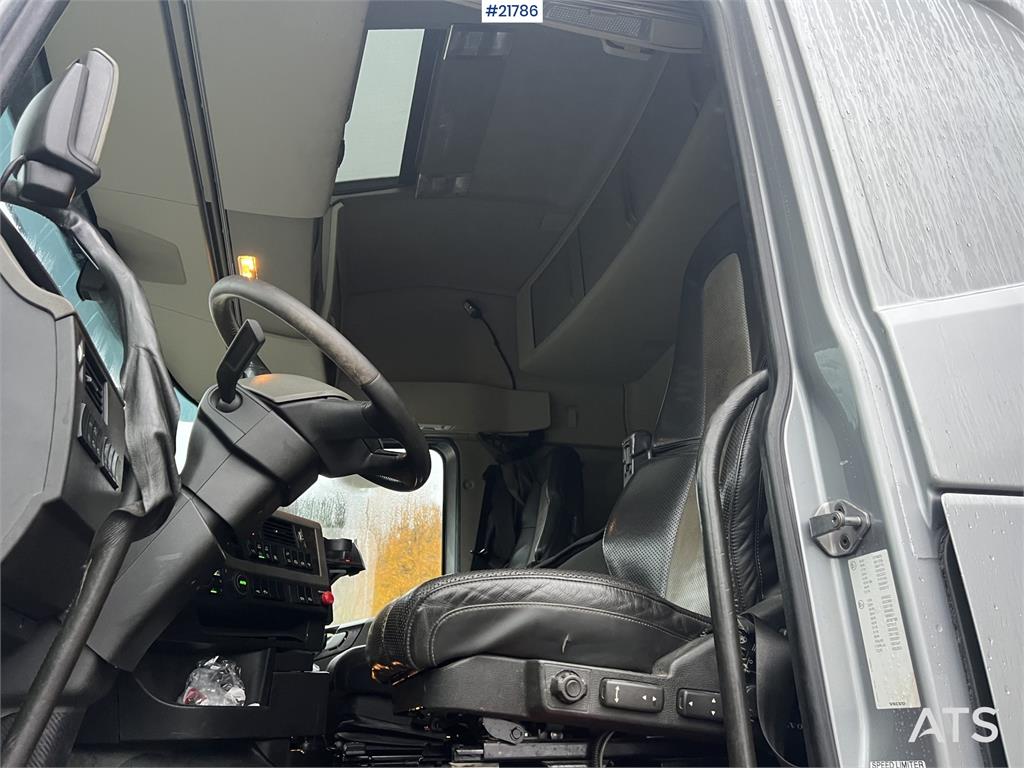 Volvo FH540 8x4 asfaltbil m/ mtdk k218 2 akslet asfalthe