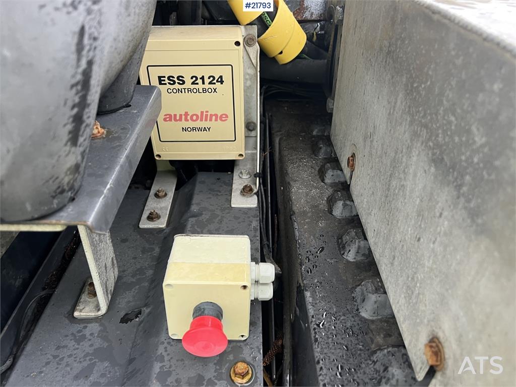 Volvo fh16 8x4 pusher hook truck w/ 24T multilift Hook