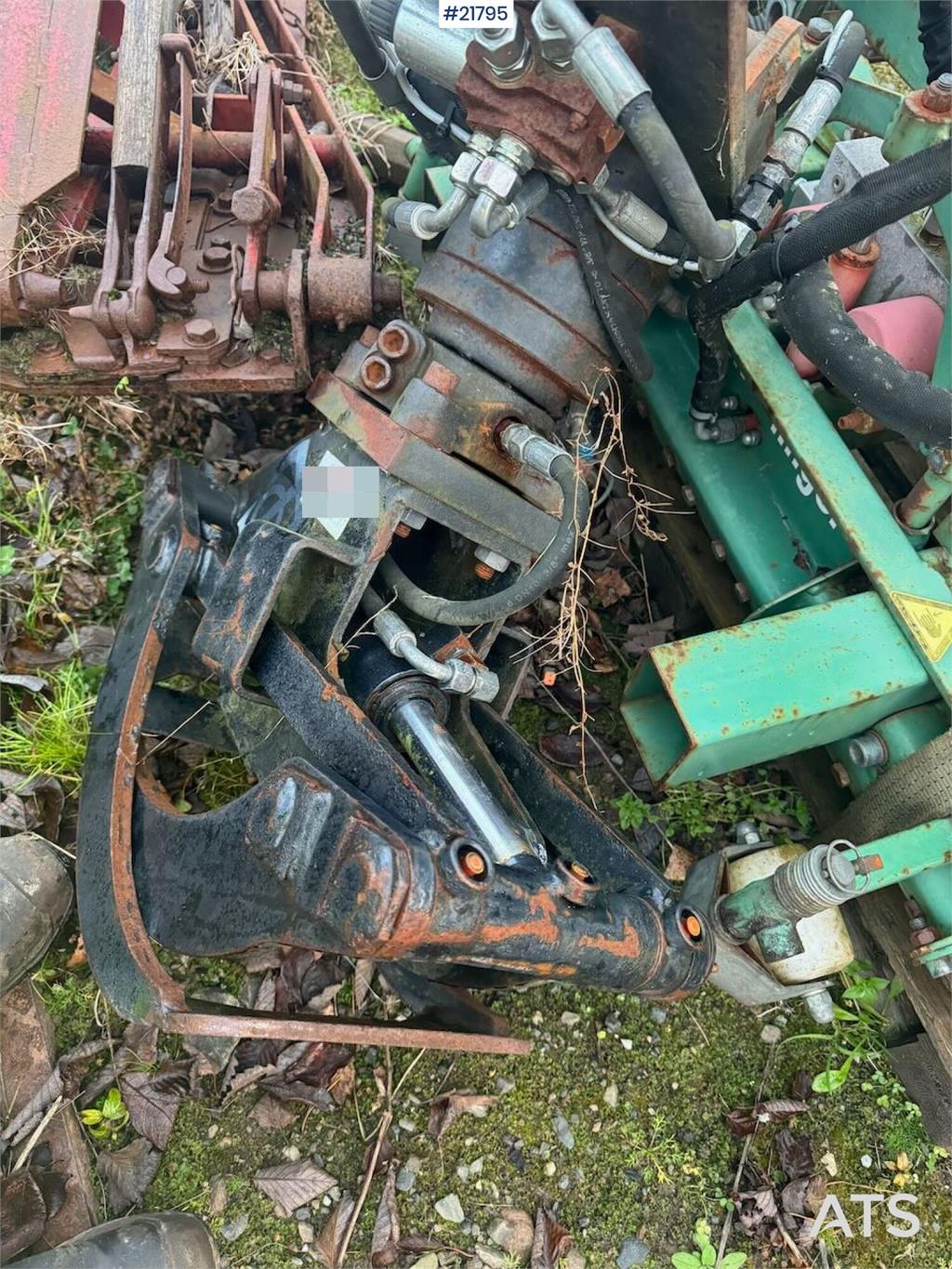 Kubota U17-3a Mini Excavator with 4 Buckets, Ripper, and