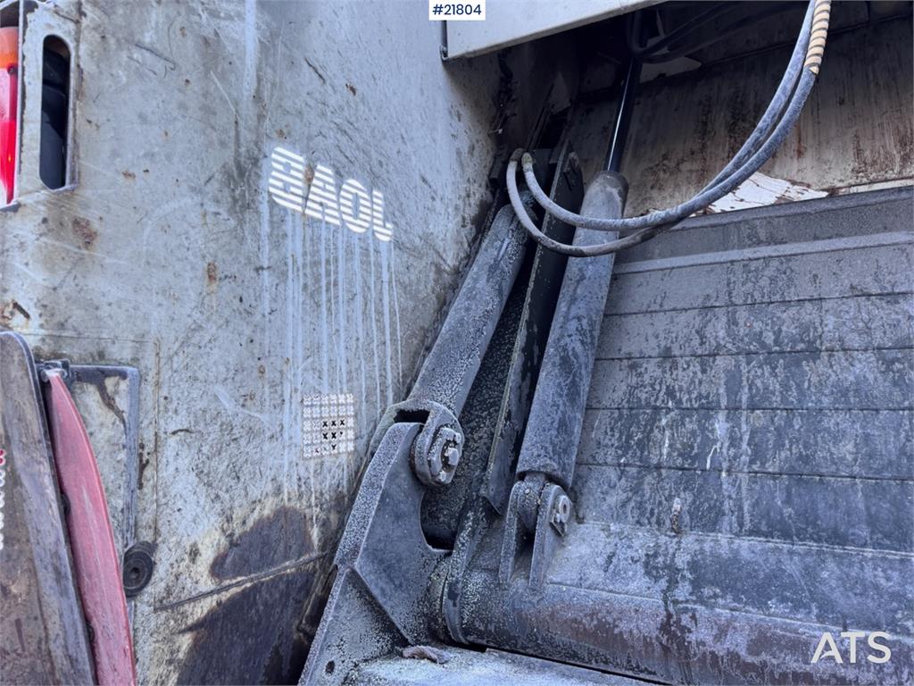 Volvo FM460 6x2 compactor truck with Joab 1 chamber