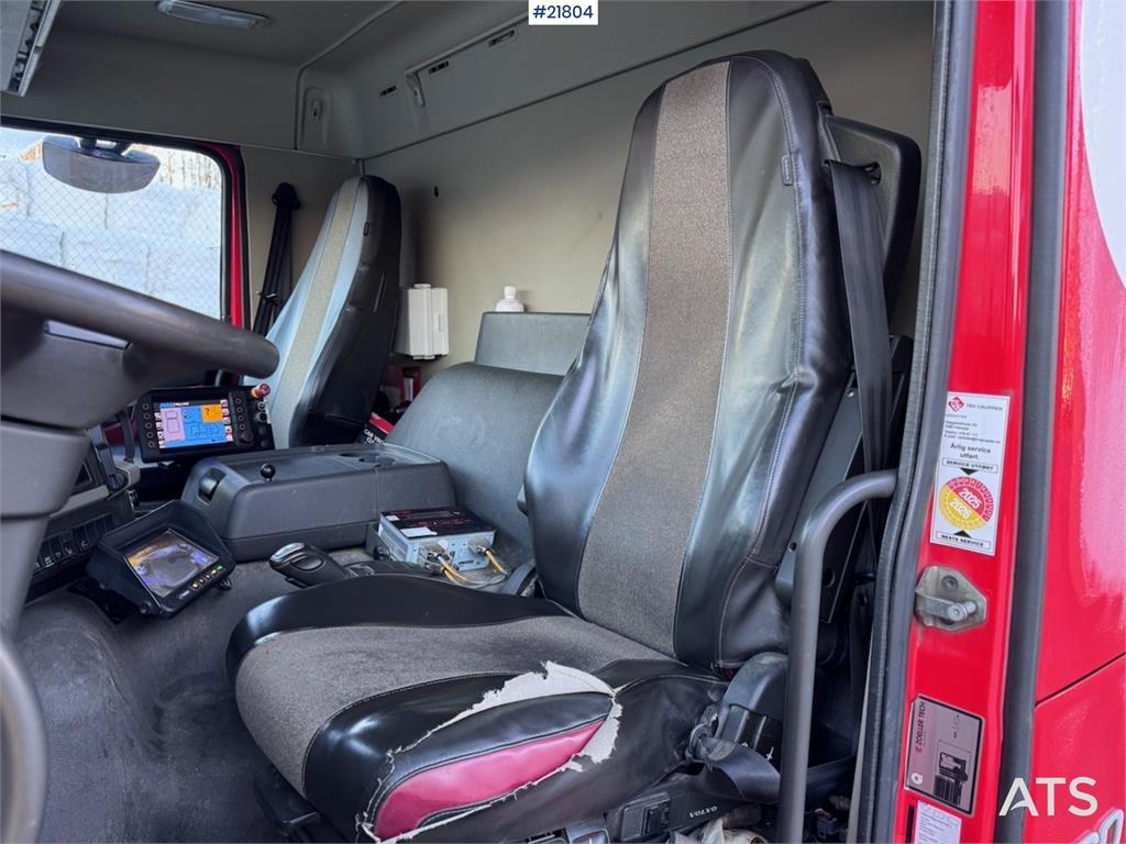 Volvo FM460 6x2 compactor truck with Joab 1 chamber