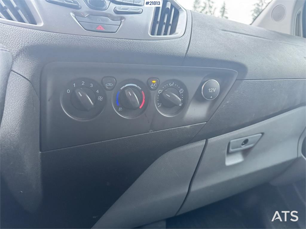 Ford Transit 4x2 Van with 2 Sets of Tires