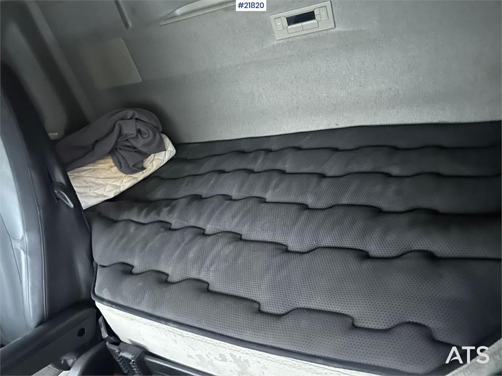 Volvo FH540 8x4 tipper w/ new dual clutch.