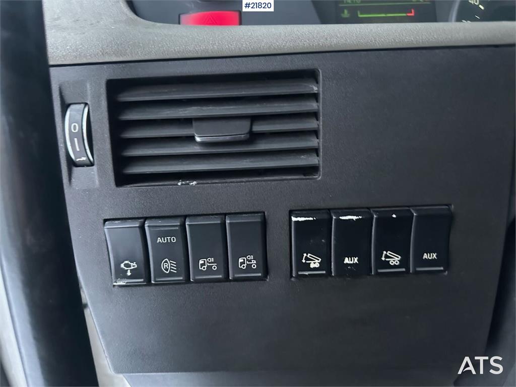 Volvo FH540 8x4 tipper w/ new dual clutch.