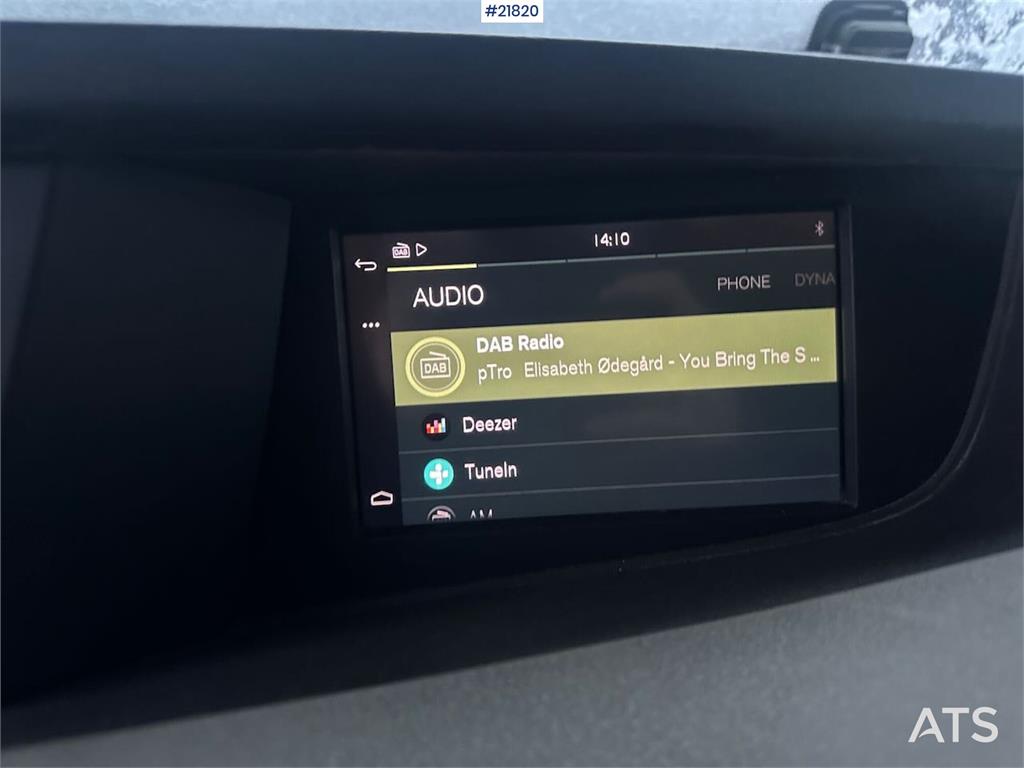 Volvo FH540 8x4 tipper w/ new dual clutch.