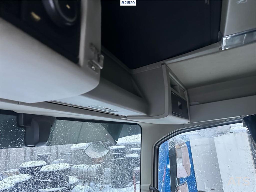 Volvo FH540 8x4 tipper w/ new dual clutch.