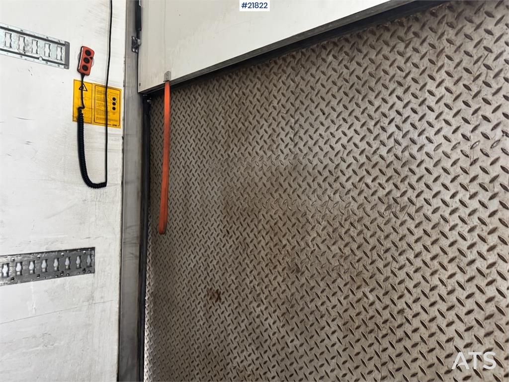 Volvo FH420 6x2 box truck. EU-approved. WATCH VIDEO