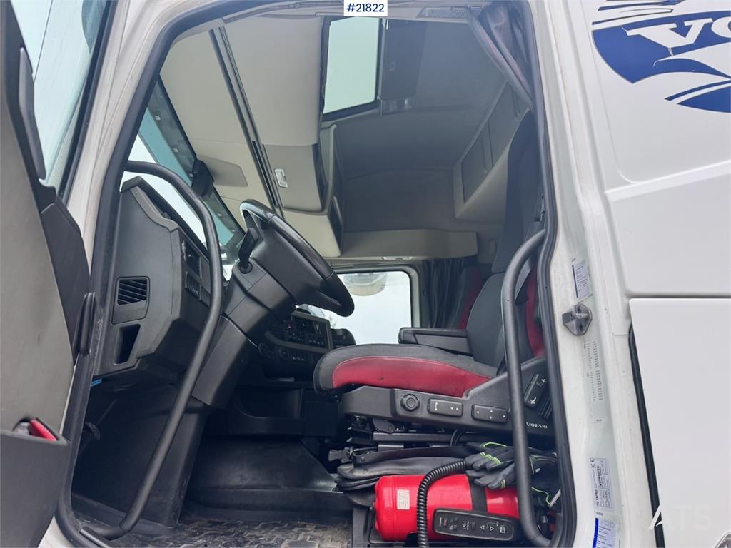 Volvo FH420 6x2 box truck. EU-approved. WATCH VIDEO