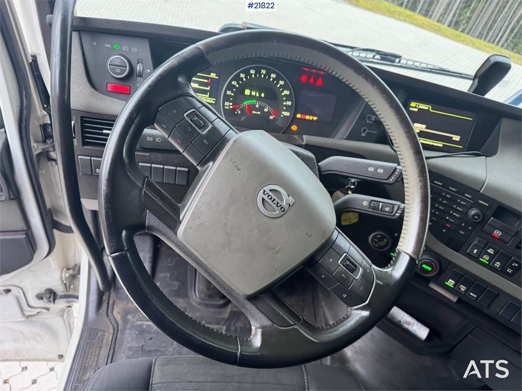 Volvo FH420 6x2 box truck. EU-approved. WATCH VIDEO