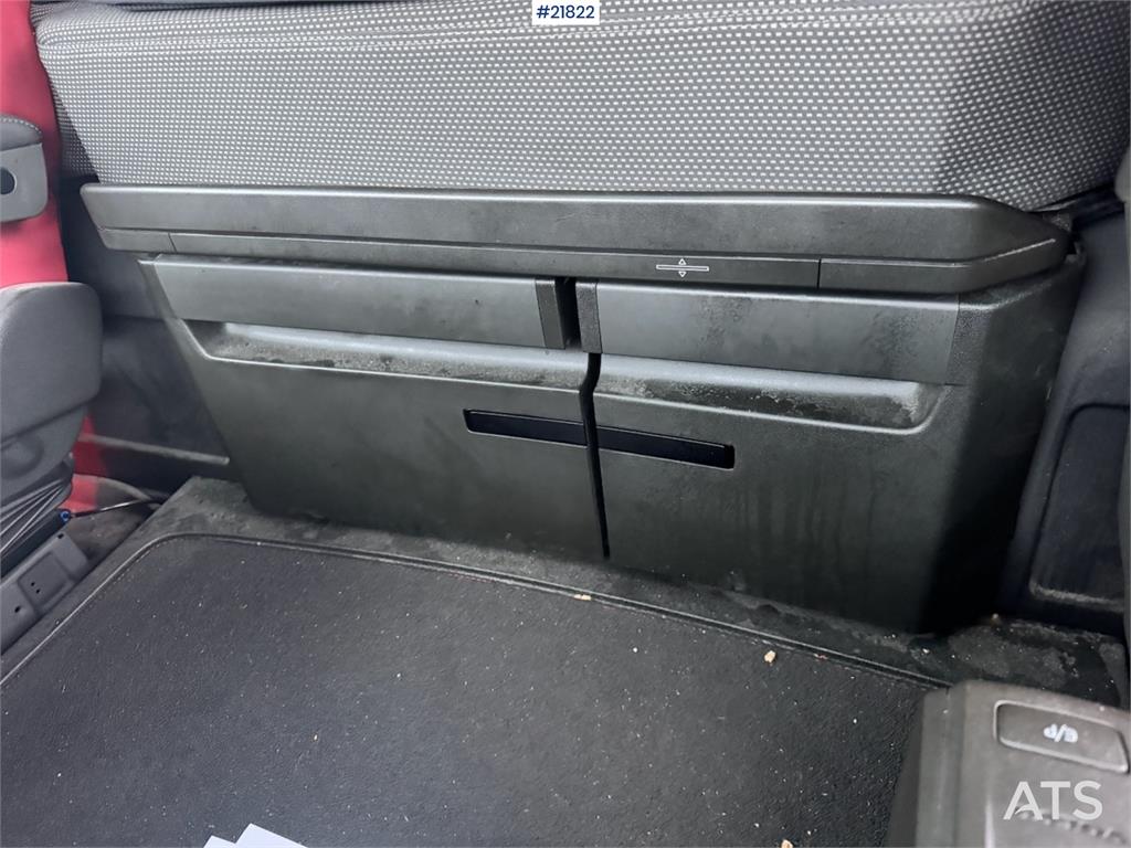 Volvo FH420 6x2 box truck. EU-approved. WATCH VIDEO