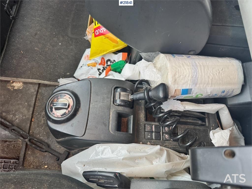 MAN TGX 35.540 Tridem hook truck with crane hydraulics