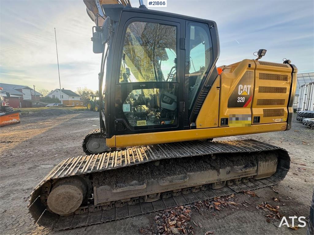 CAT 320