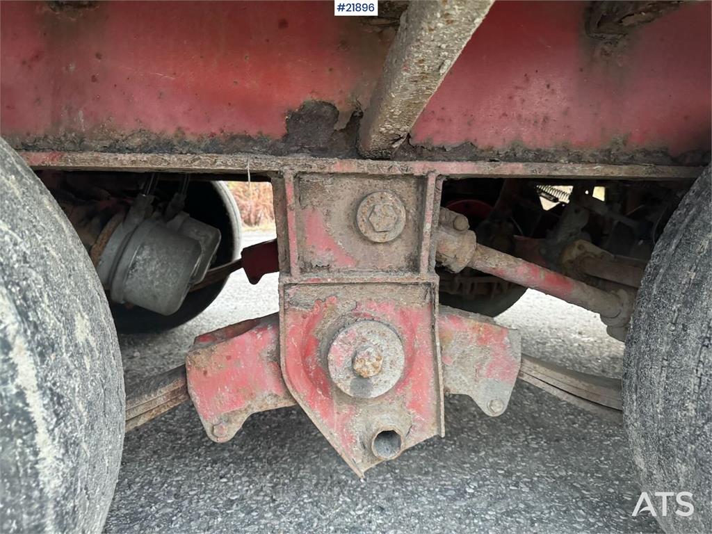 NC 3-axle machine trailer