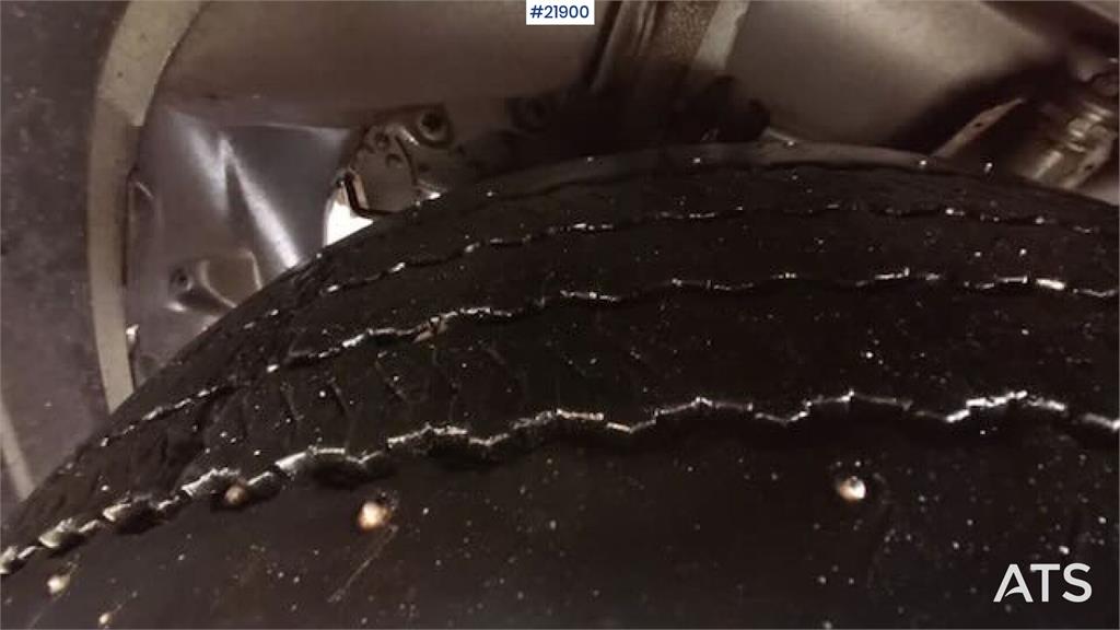 Scania P400 crane truck w/ 2017 Palfinger PK-19.001 crane