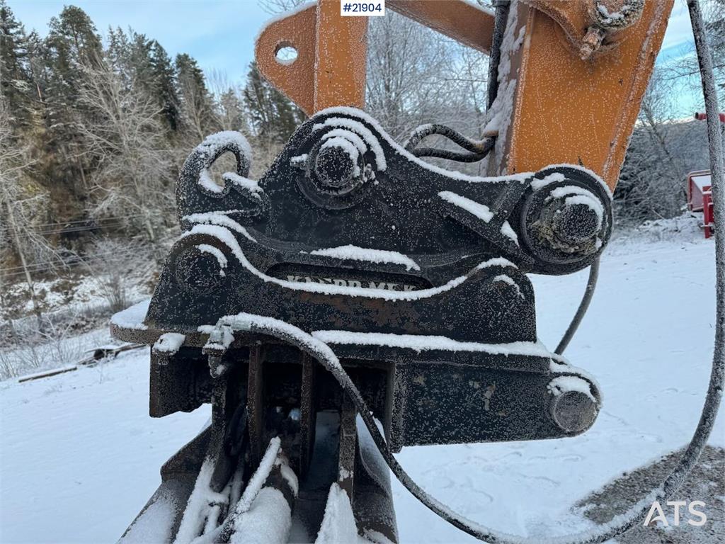 CASE CX210 Tracked Excavator w/ Tilt and Grading Bucket