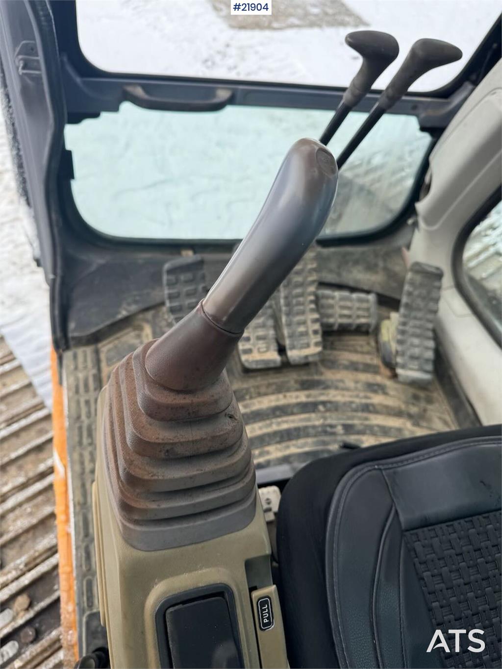 CASE CX210 Tracked Excavator w/ Tilt and Grading Bucket