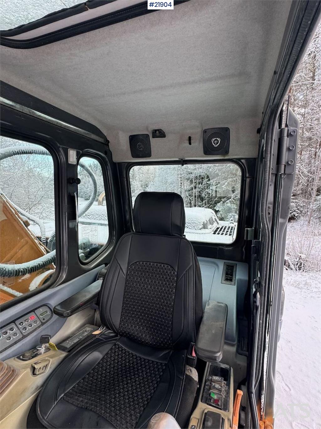 CASE CX210 Tracked Excavator w/ Tilt and Grading Bucket