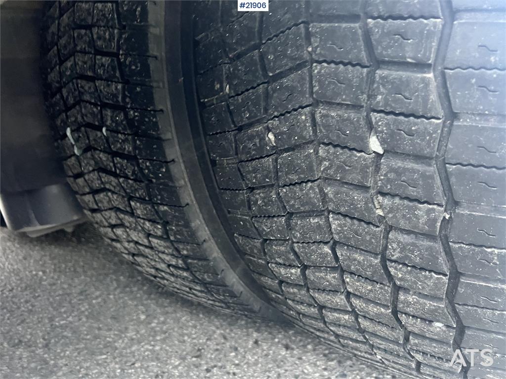 Scania R580 8x2 crane truck w/ 95t/m hmf crane, jib, winc