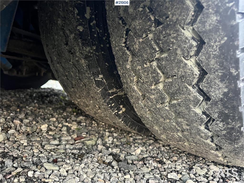 Scania R580 8x2 crane truck w/ 95t/m hmf crane, jib, winc