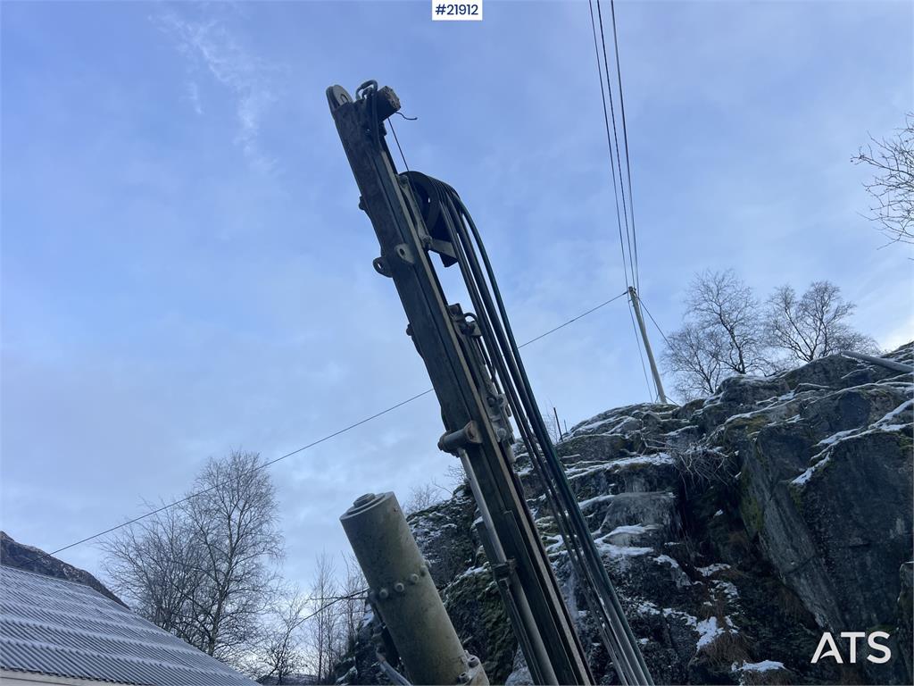 Nemek 503 TXI drilling rig w/ low hours for age