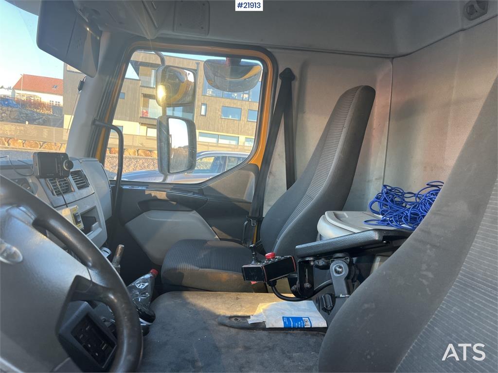 Volvo FL240 brøyterigget kranbil m/ HMF735 kran, grabb o