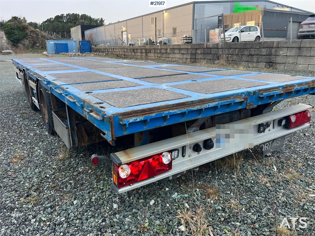 Mercedes-Benz Actros 6x2 flatbed truck w/ 2012 konar 2 axle flat