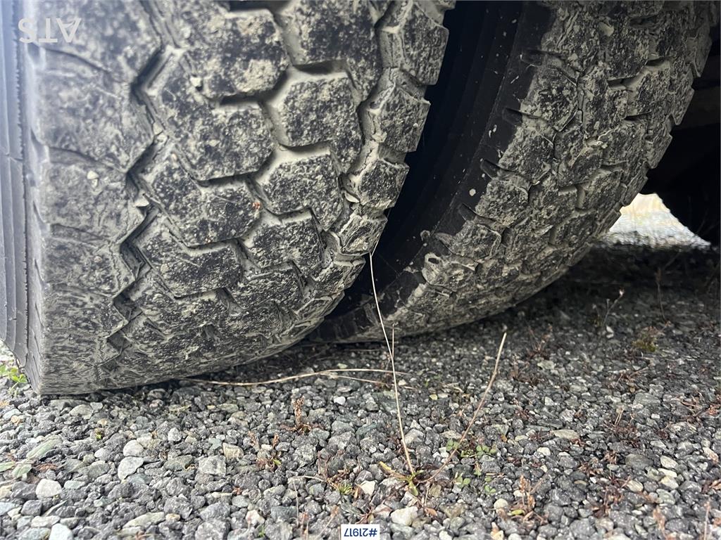 Mercedes-Benz Actros 6x2 flatbed truck w/ 2012 konar 2 axle flat