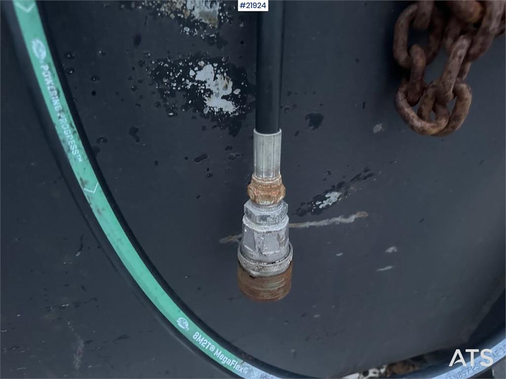 Volvo L70 Wheel Loader with Folding Wing Bucket, Pallet