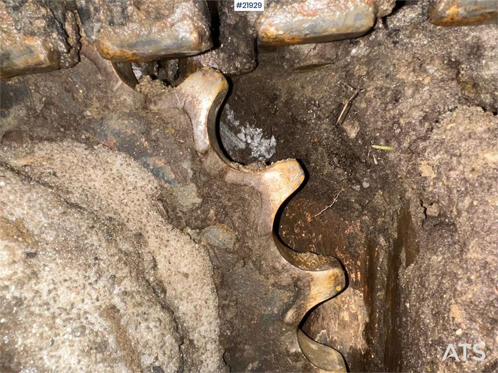 Yanmar VIO57-U excavator with rototilt and 3 buckets