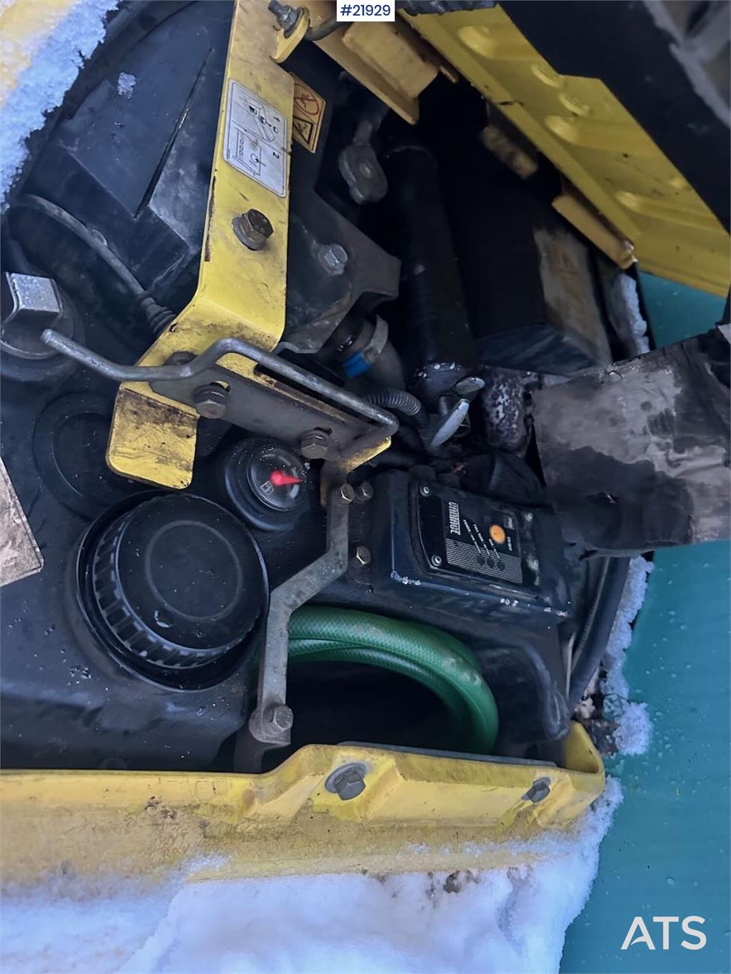 Yanmar VIO57-U excavator with rototilt and 3 buckets