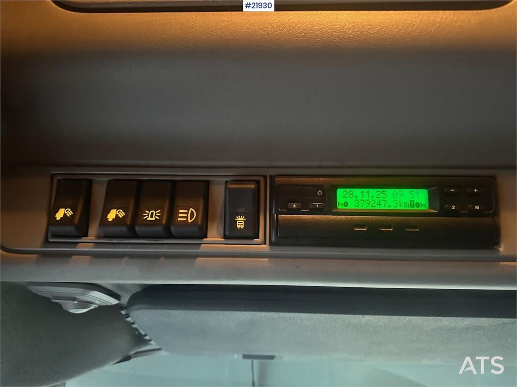 Volvo FH12 snow-plow equipped hook truck with flatbed –