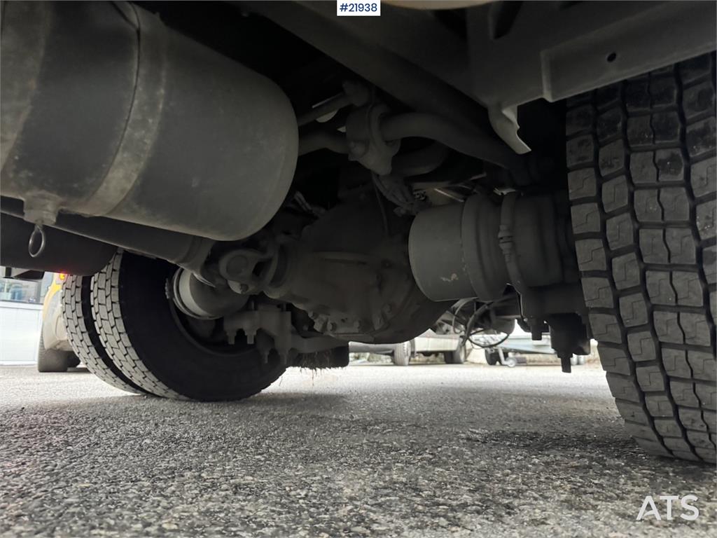 Mercedes-Benz Atego 1023 box car