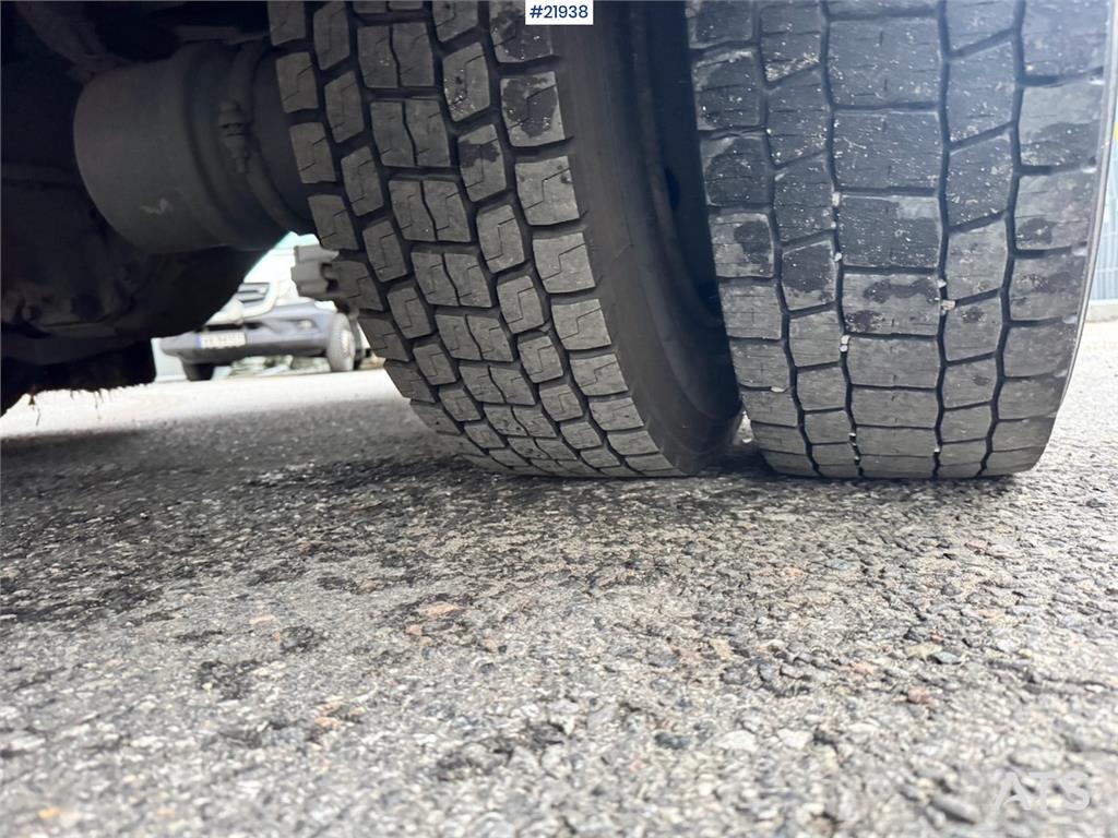 Mercedes-Benz Atego 1023 box car