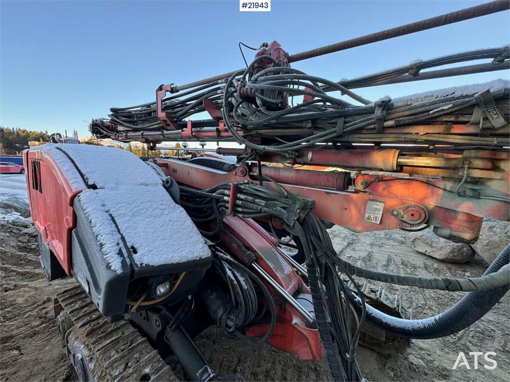 Sandvik Dino DC400RI drilling rig. Overhauled engine and h