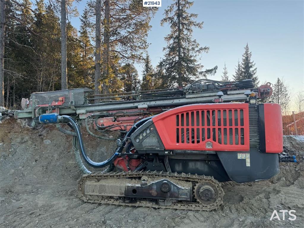 Sandvik Dino DC400RI drilling rig. Overhauled engine and h